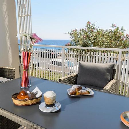 Marina D'Agro Residence Santa Teresa Di Riva Luaran gambar