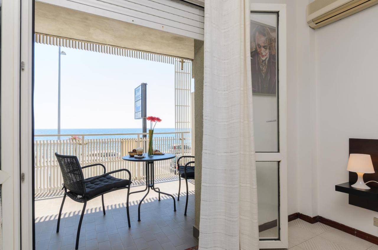 Marina D'Agro Residence Santa Teresa Di Riva Luaran gambar