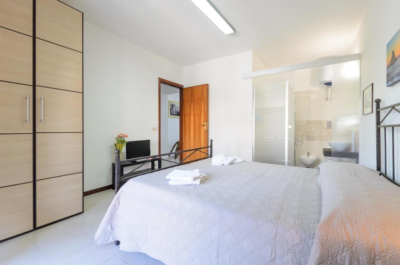 Marina D'Agro Residence Santa Teresa Di Riva Luaran gambar