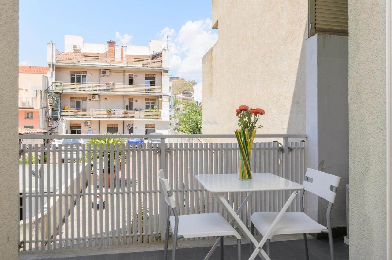 Marina D'Agro Residence Santa Teresa Di Riva Luaran gambar