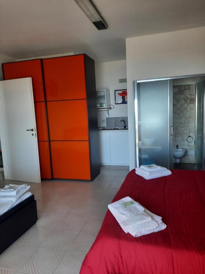 Marina D'Agro Residence Santa Teresa Di Riva Luaran gambar