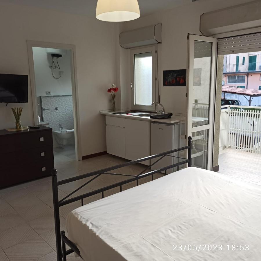 Marina D'Agro Residence Santa Teresa Di Riva Luaran gambar